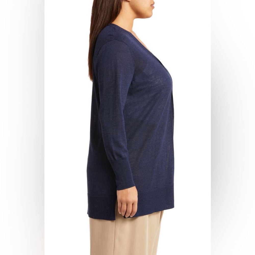 Side Slit Cardigan In Navy Peacoat
Size XS - Picture 8 of 14
